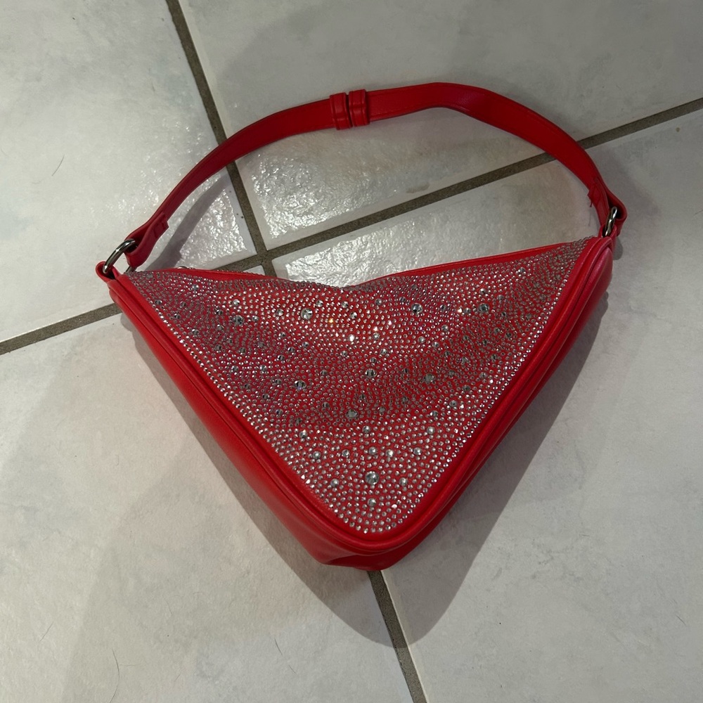 Cute gemstone purse, only used a couple of times!